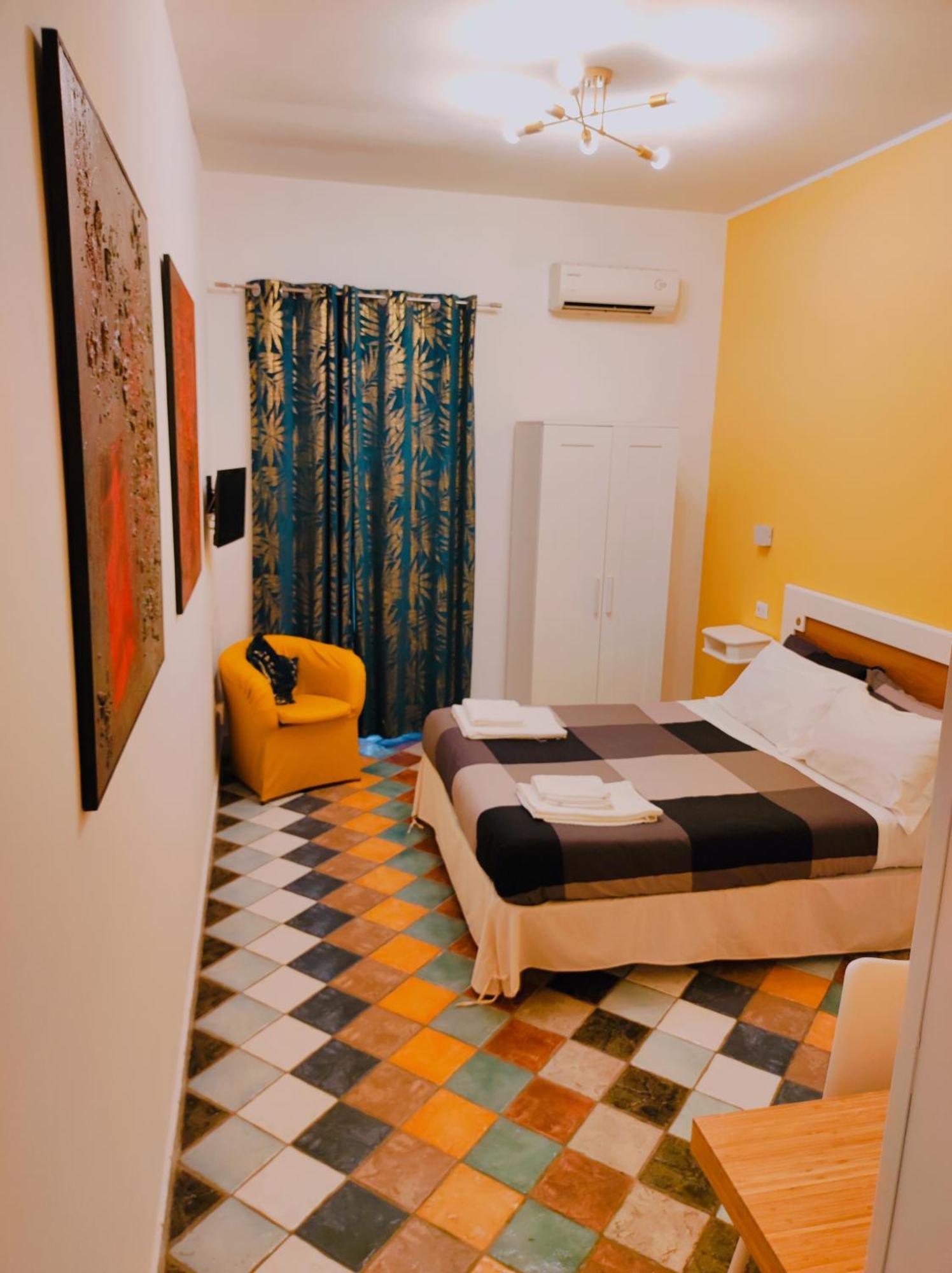 Bed and Breakfast Firenze32 Неаполь Номер фото